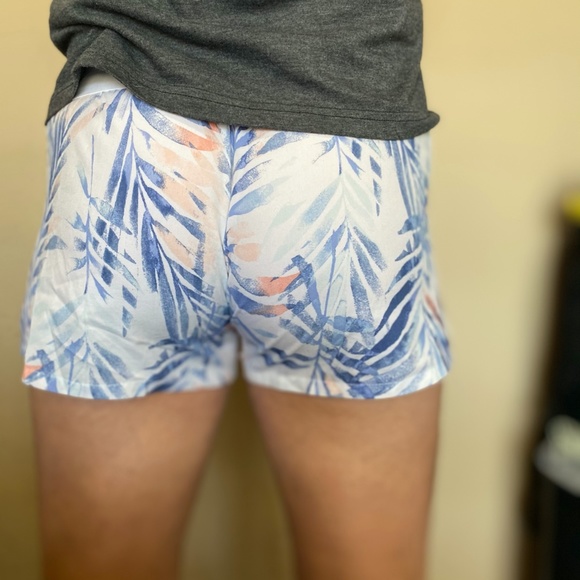 Gap Running Shorts - Picture 4 of 4